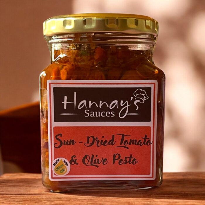 Hannay's Sun-Dried Tomato & Olive Pesto 260ml-1L - Image 2